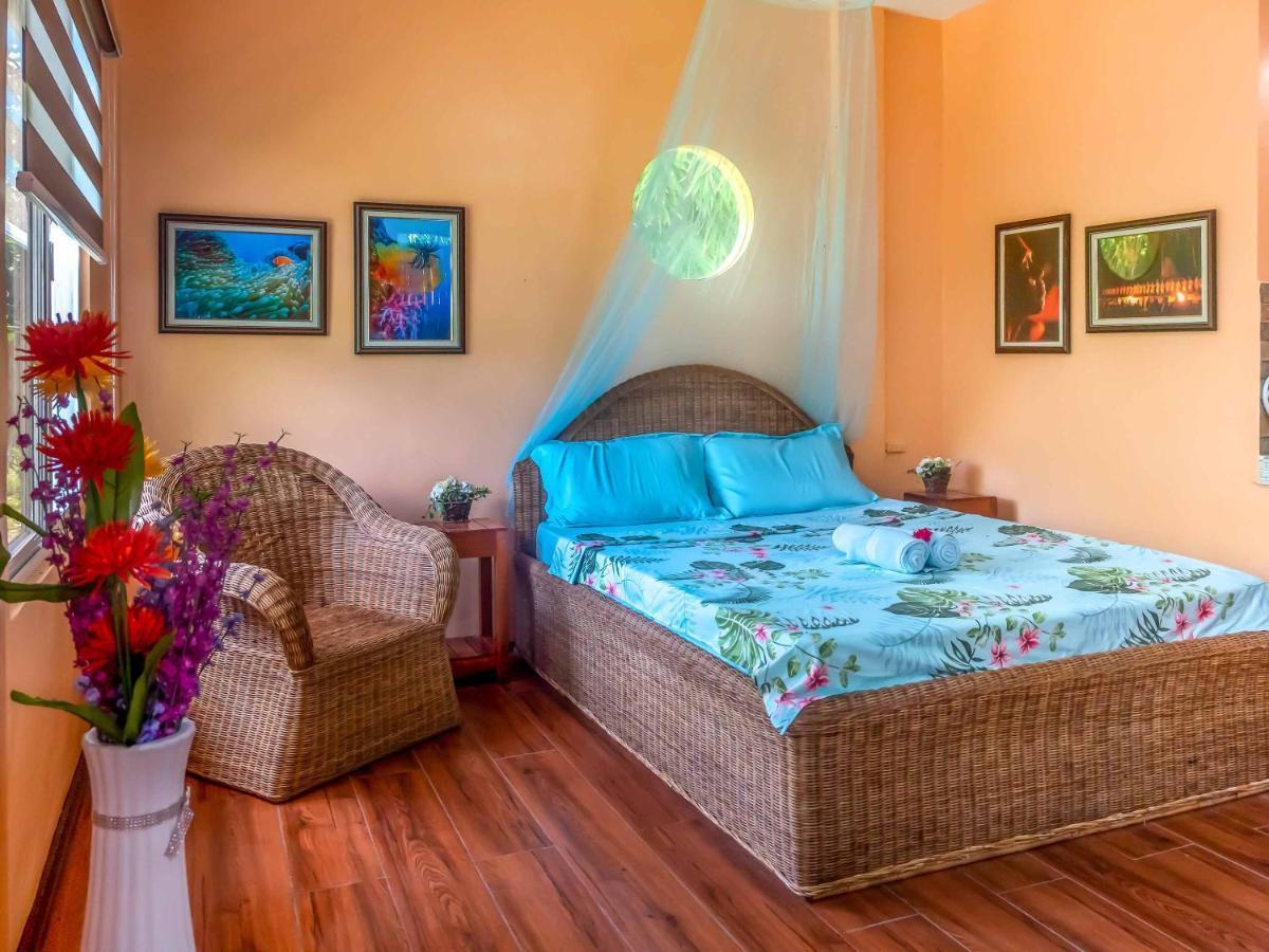 Blue Moon Guesthouse 푸에르토프린세사 외부 사진